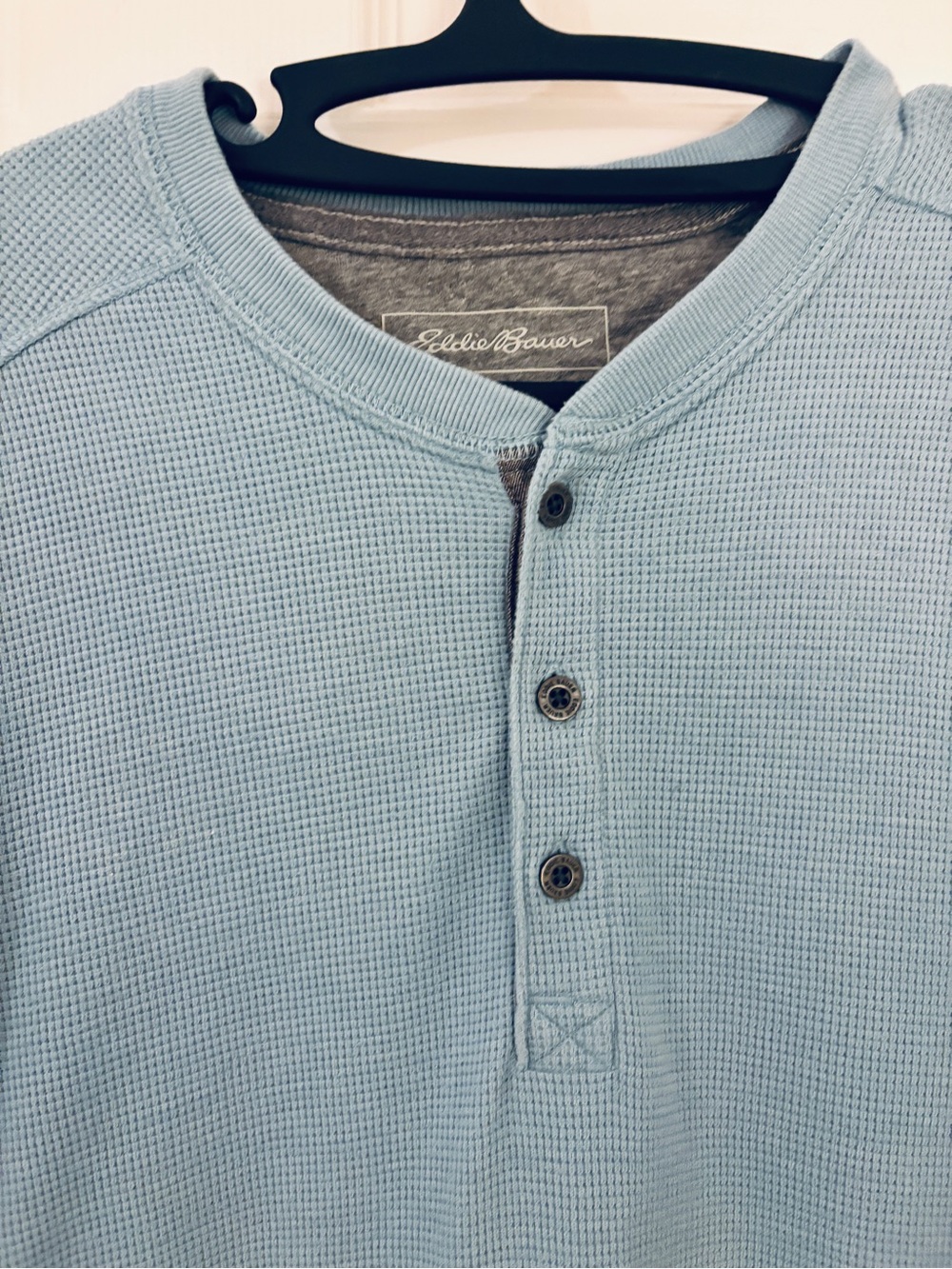 Men's Eddie Bauer Light Blue Long-Sleeve Henley - Size L - Picture 3 of 5